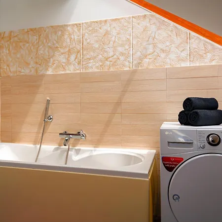 아파트 Bright Bohemian River