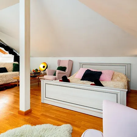 Bright Bohemian River 아파트 *