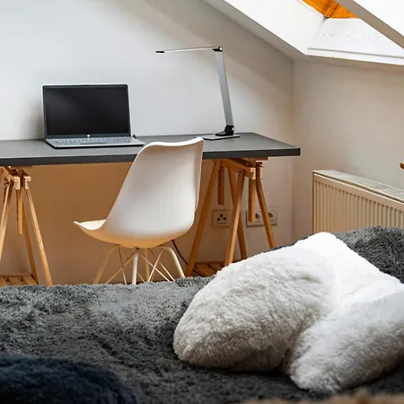 아파트 Bright Bohemian River